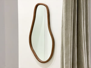 Henri Mirror