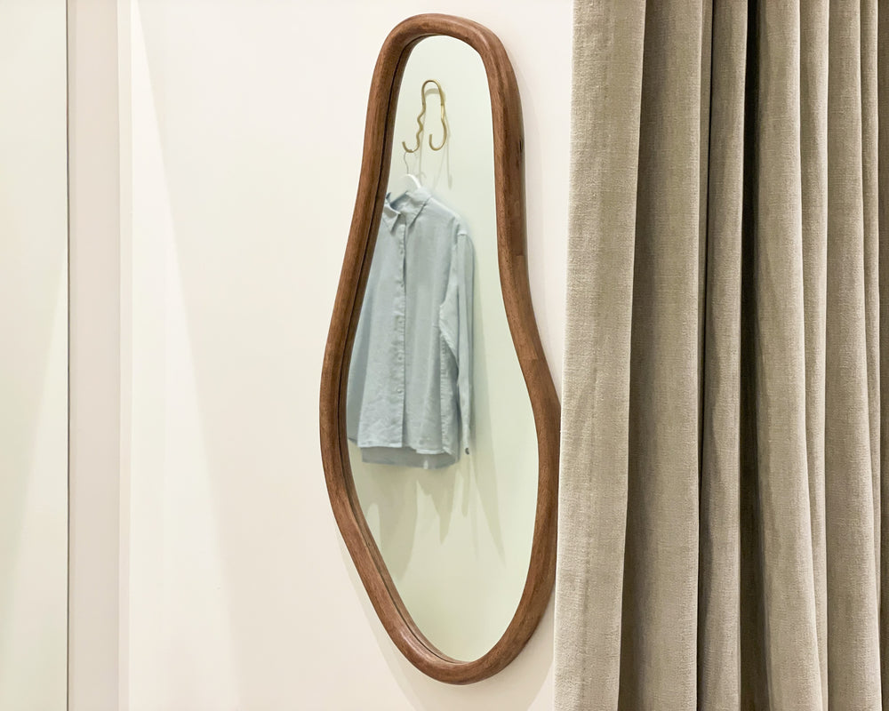 Henri Mirror