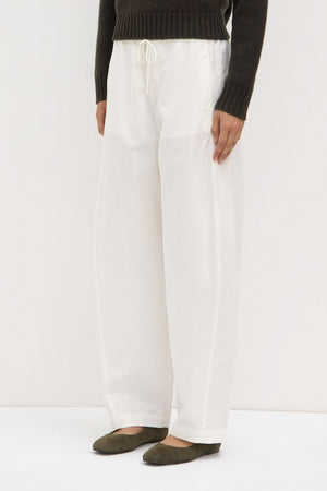 Assembly Label | Loxley Cotton Blend Pant | White