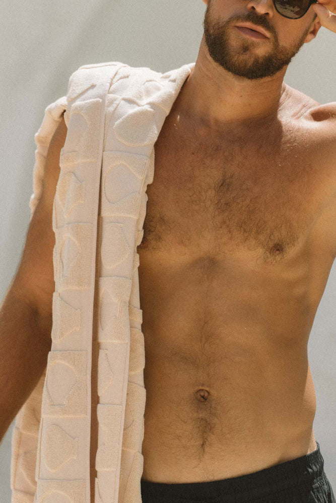 Pete Pareo | Scallop Towel