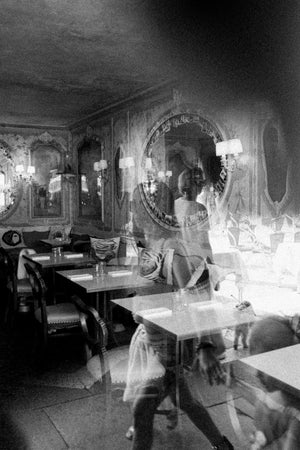 Skye Carter | Venice Daydream | Black & White