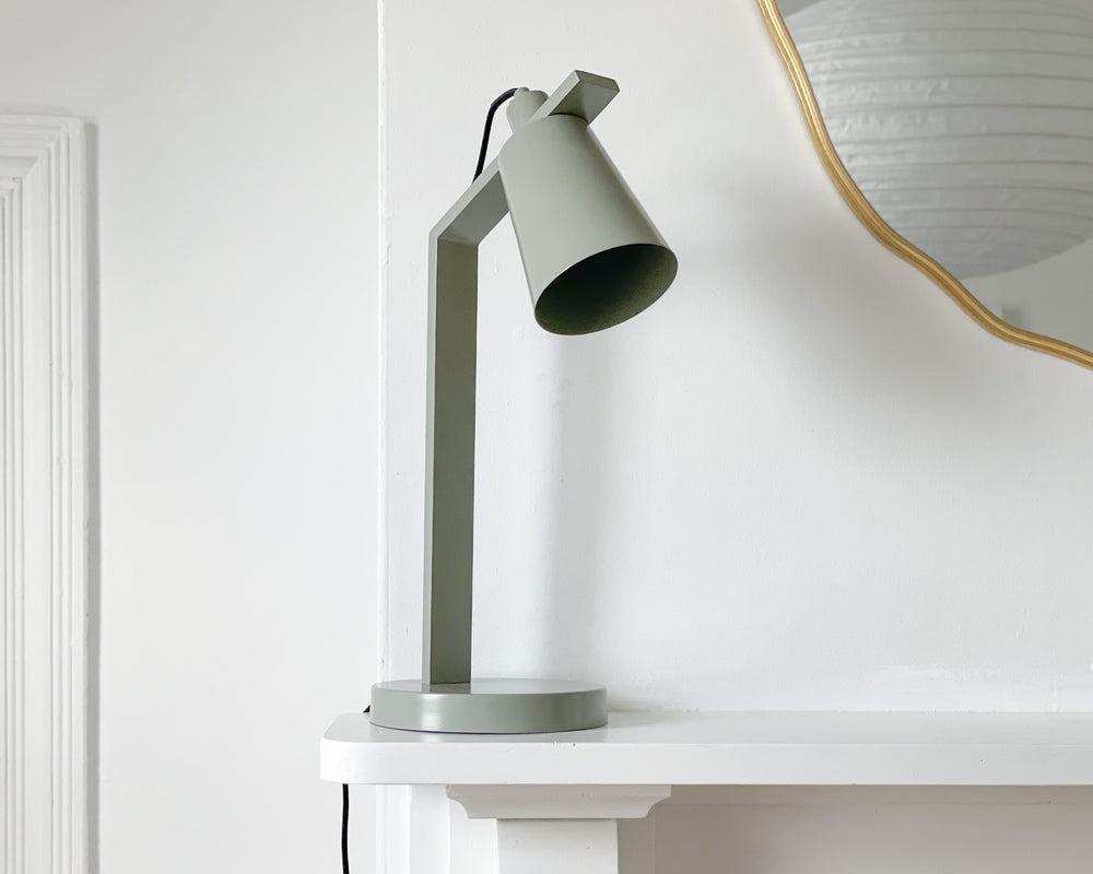 Axel Desk Lamp | Elm