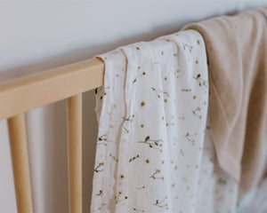 Leni The Label | Fitted Cot Sheet | Daisy