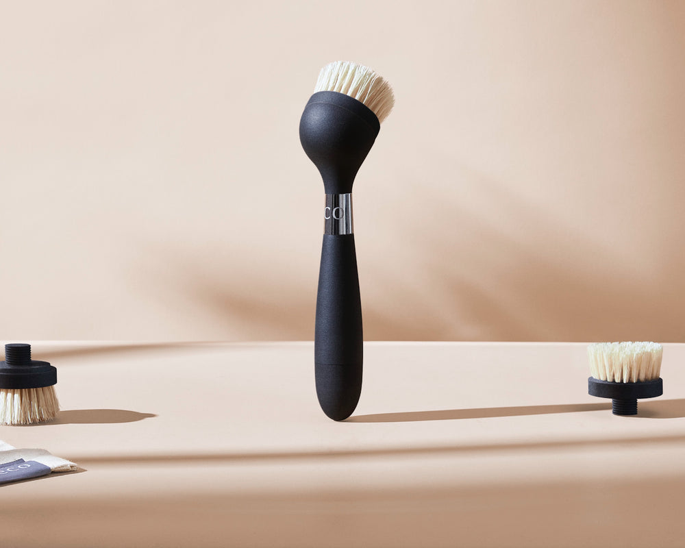 Yeseco | One Brush | Black