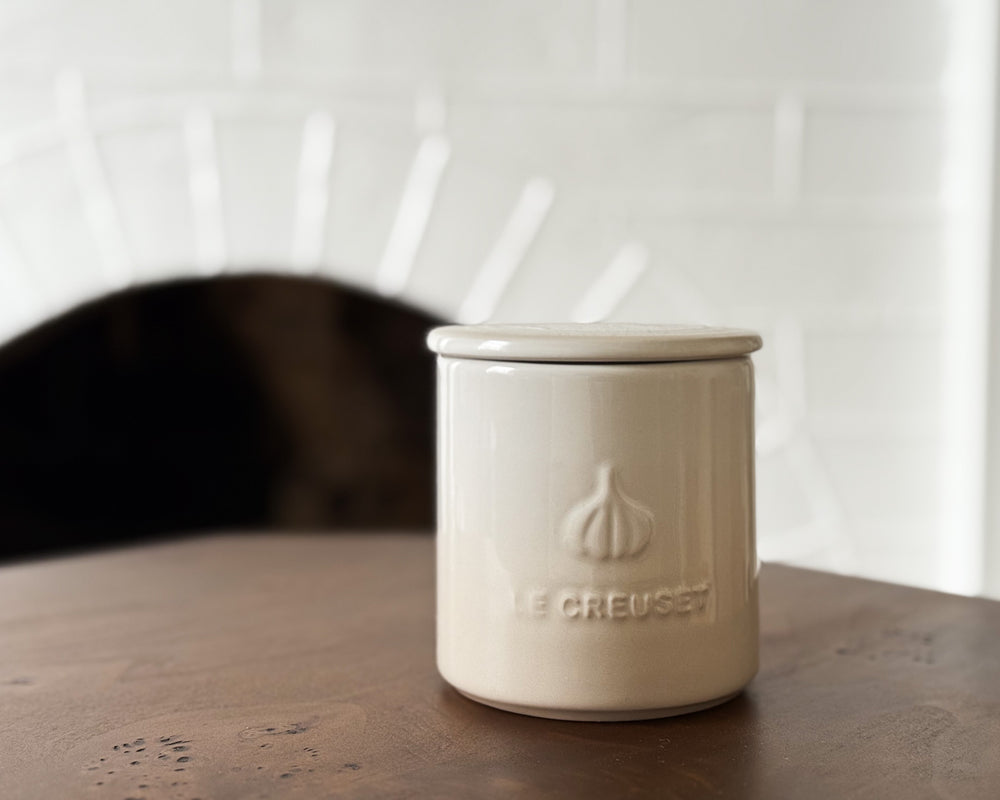 Le Creuset | Signature Garlic Keeper | Meringue