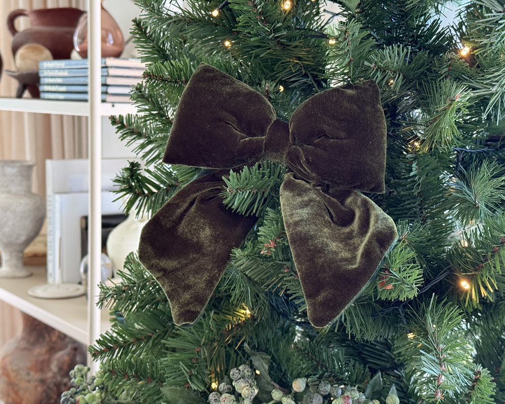 Velvet Bow Clip Decoration | Green