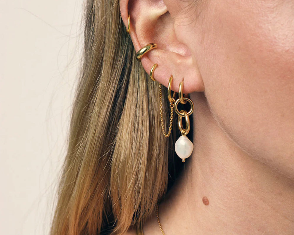 Linda Tahija | Kindred Link Baroque Pearl Earrings | Gold