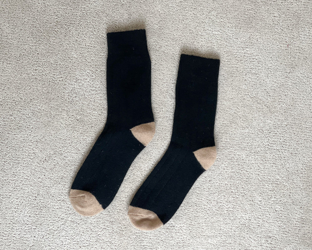 Le Bon Shoppe | Cashmere Socks | Black