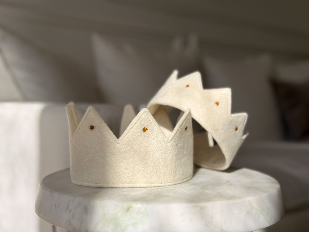 Muskhane Felted Crown