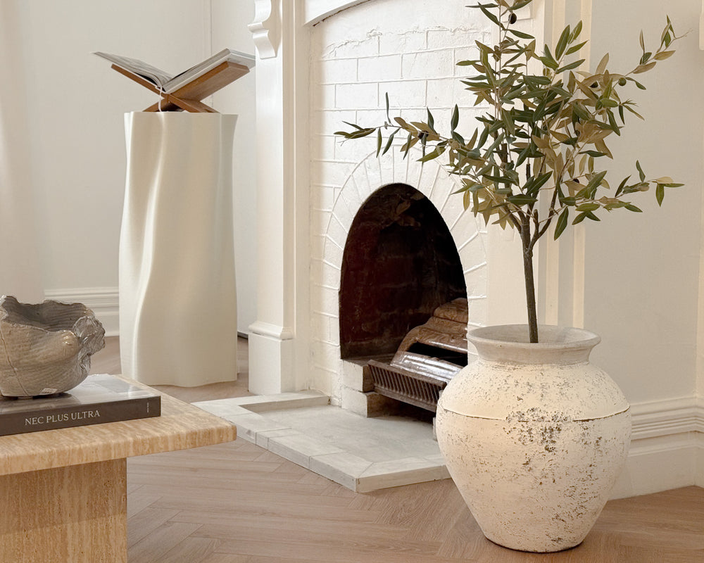 Whitewash Balinese Pot | Medium