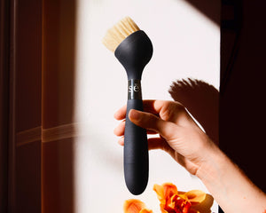 Yeseco | One Brush | Black