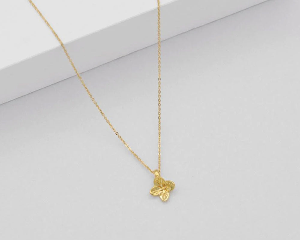 Linda Tahija | Hydrangea Necklace | Gold