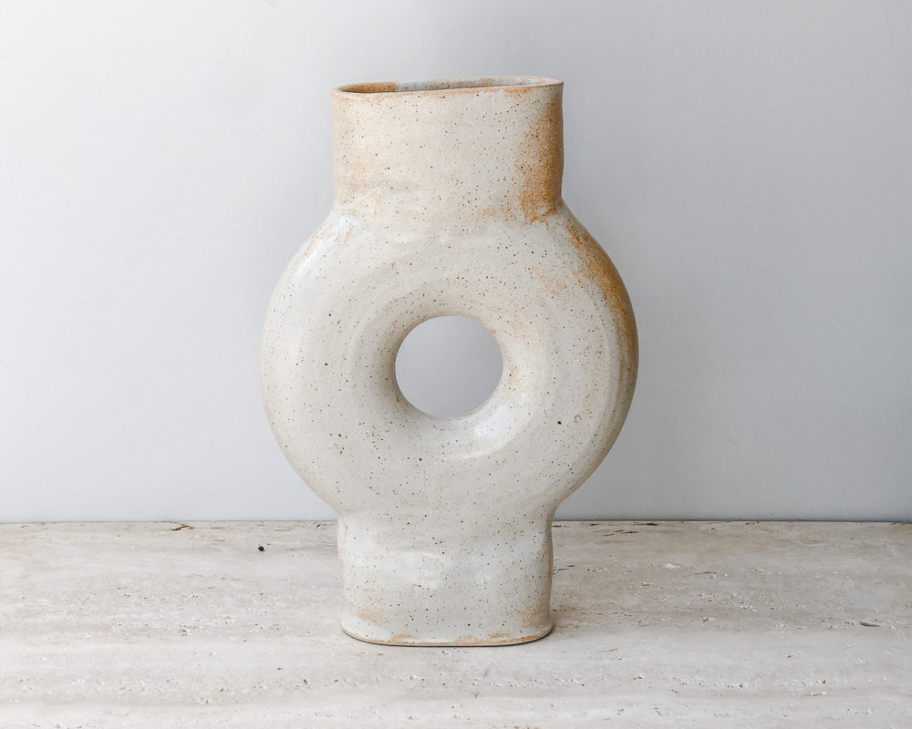 Circular Vase | Parchment